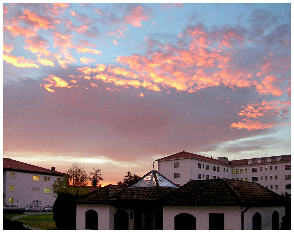 Červánky nad nemocnicí