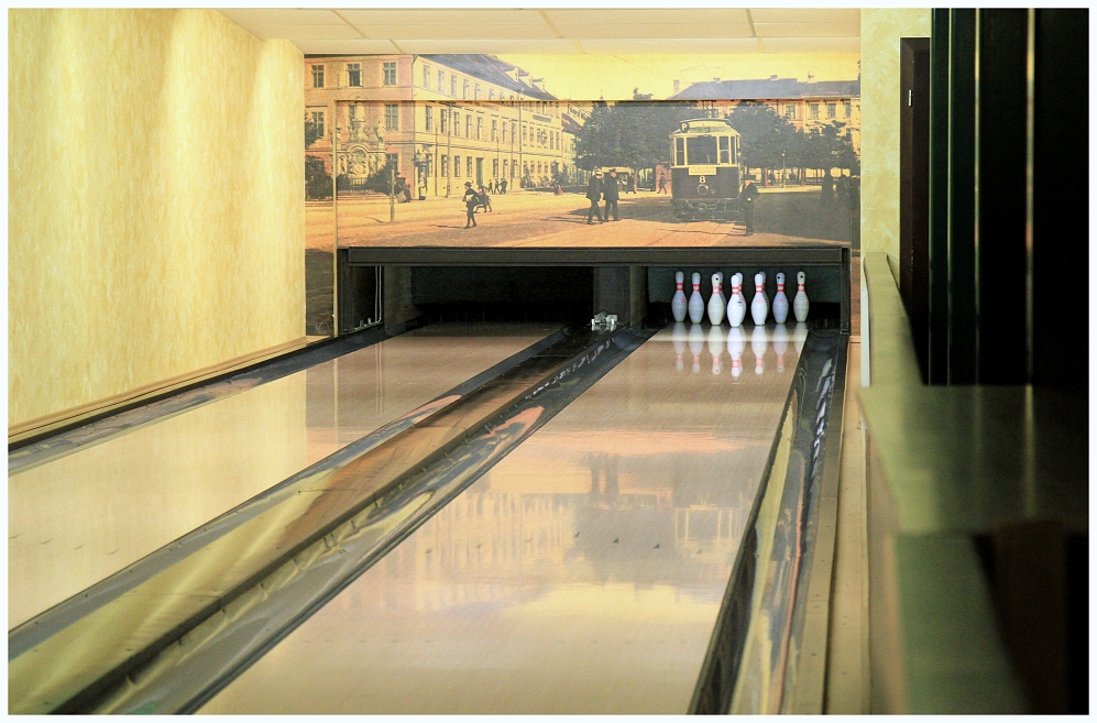 Bowling jako by na Mariánském nám.