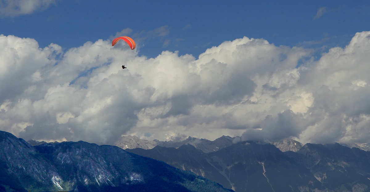 Alpský paraglading
