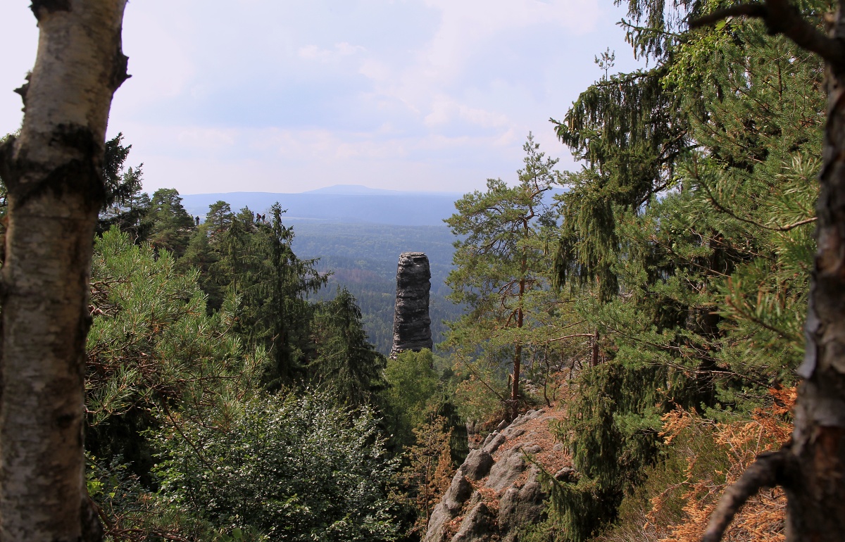 Obelisk přírodní