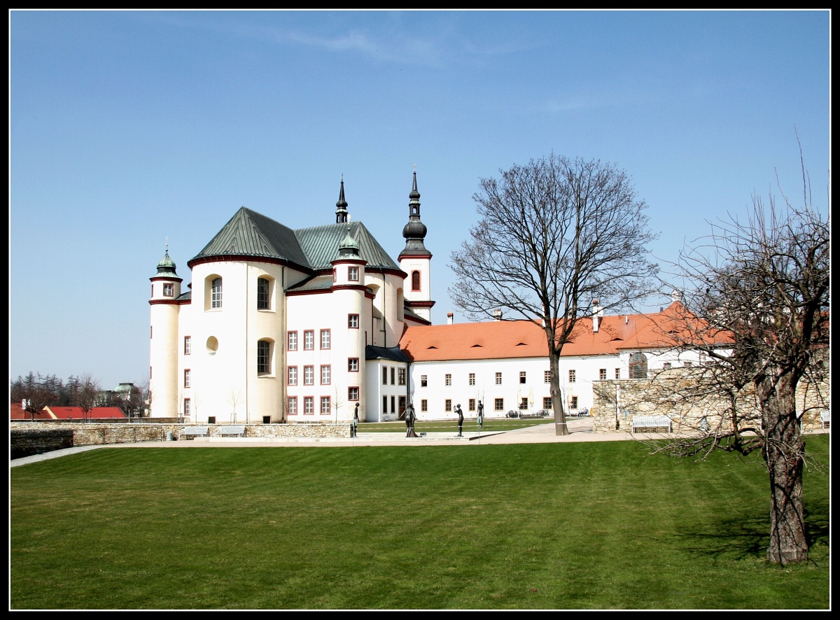 Zámecko-klášterní  komplex 