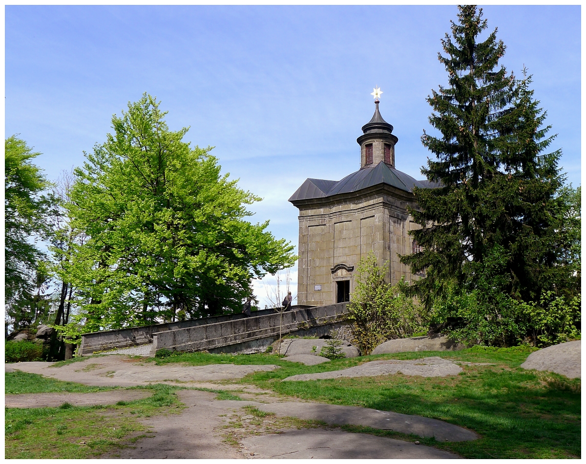 2. / BROUMOVSKÉ STĚNY - Hvězda