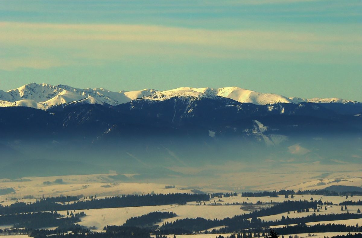 Nízké Tatry v dáli