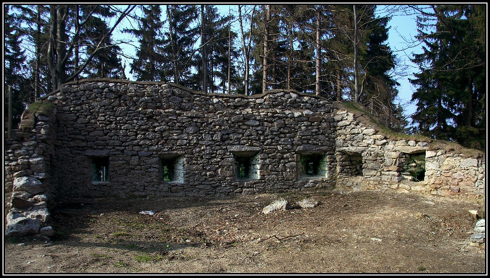 Vítkovy hradby se střílnami